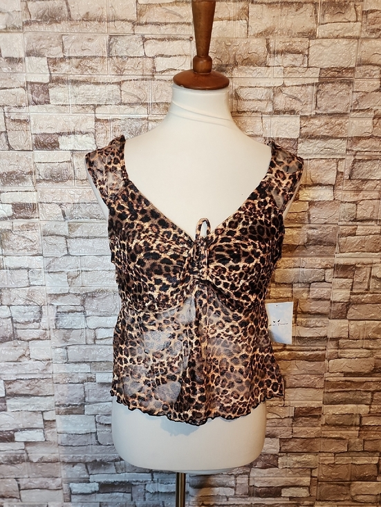 Rebellious Dreamer Tops - Rebellious Dreamer Leopard Print Sheer Sleeveless Crop Top